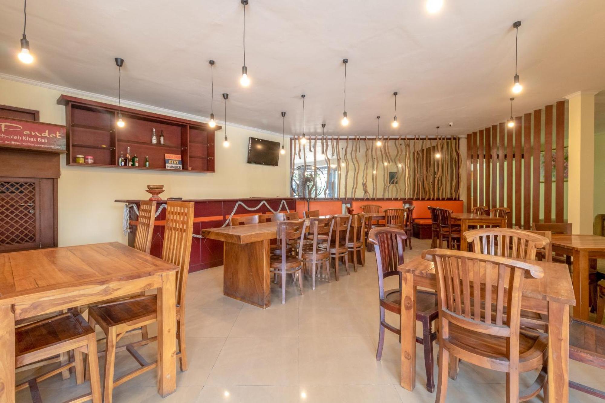 Flagship 2688 Guntur Hotel دنباسار المظهر الخارجي الصورة